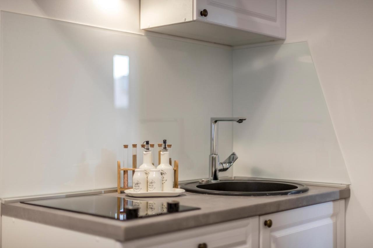 Studio Apartments Insula Сплит Экстерьер фото