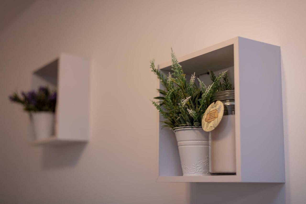 Studio Apartments Insula Сплит Экстерьер фото